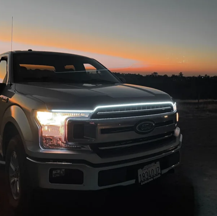 RoadStyle™ | BANDA LED PARA BAÚL DE CARRO 1.5 M ★ Efecto serpiente y moderno