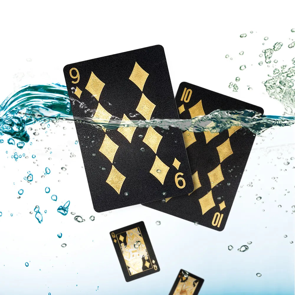 GoldCards™ | NAIPE ORO NEGRO RESISTENTE AL AGUA ★ Para jugar en piscina, la playa, etc...