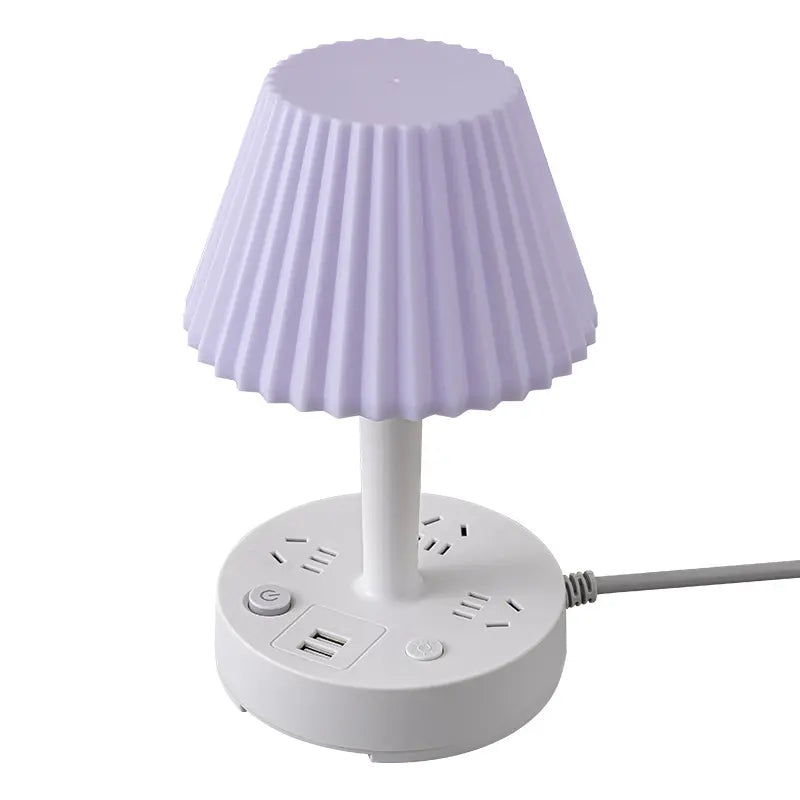 LÁMPARA CON ENCHUFES MULTIFUNCIONAL ★ MULTIGLOW™